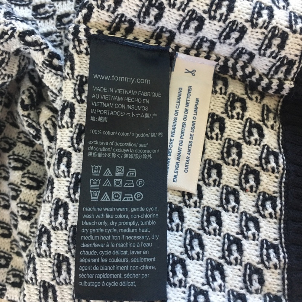 Tommy Hilfiger Half Zip Size 8 Kids Medium - Picture 6 of 6